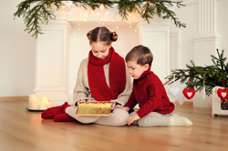 Kids with Holiday Decorations 250px