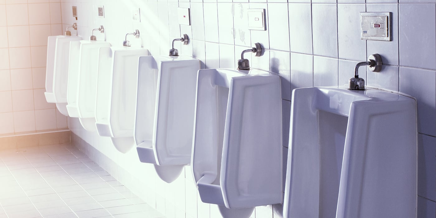 Urinals-in-Mens-Restroom_520072408_1400x700