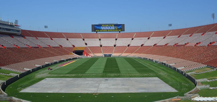 WAXIE-Ontario-2016-Customer-Appreciation-LA-Coliseum.jpg