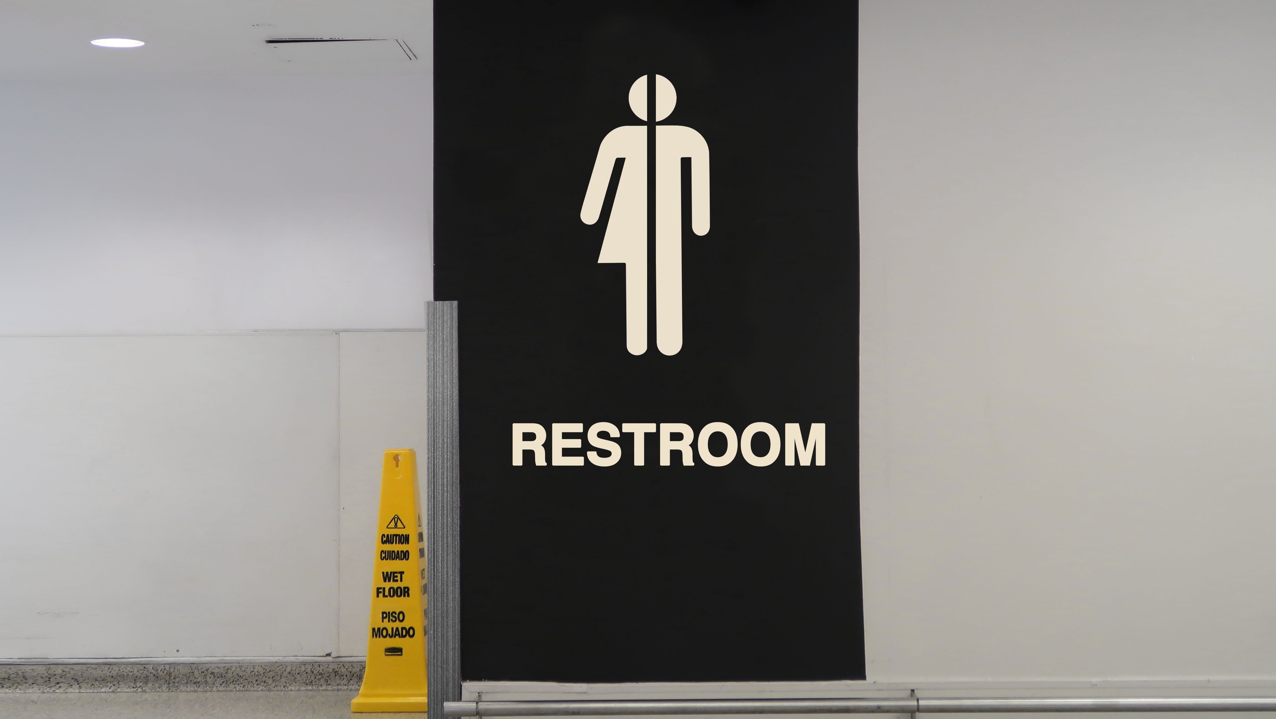 How TouchFree Technology Can Improve Restroom Cleanliness